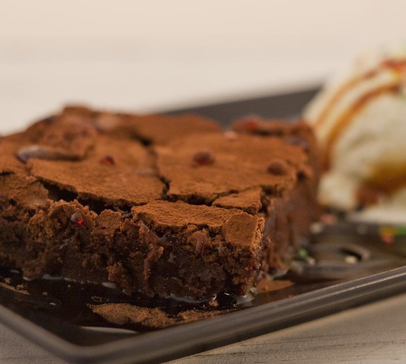 Receta del verdadero brownie americano, se te caerá la baba Steakburger