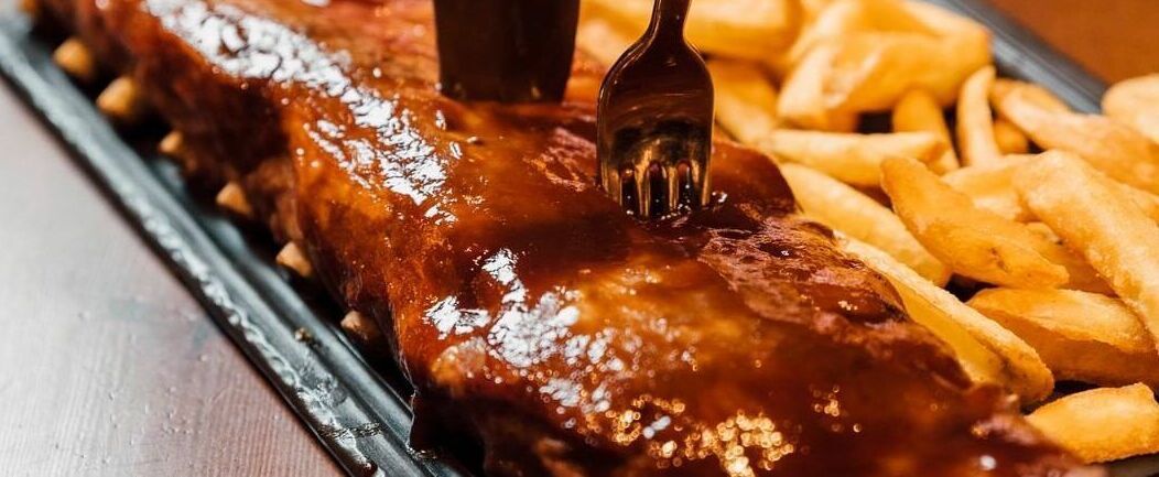 Descubre-las-costillas-a-la-barbacoa-Receta-steakburger-1080x675-1
